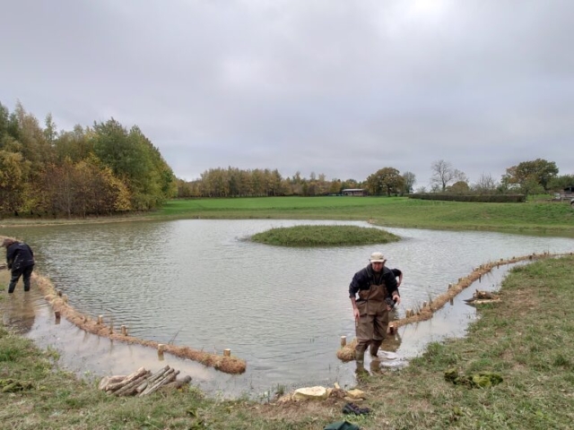 Pond and Lake Erosion Control with Planted Coir Rolls Pond and Lake Bank Erosion Control Using Planted Coir Rolls